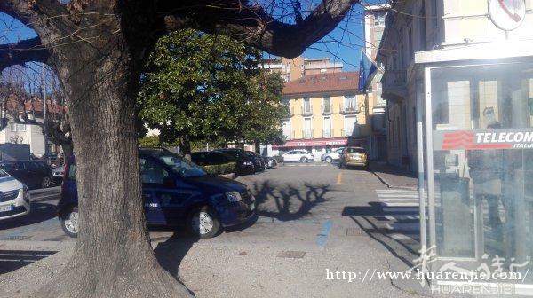 Bar pizzeria e take away , 60 posti sedia