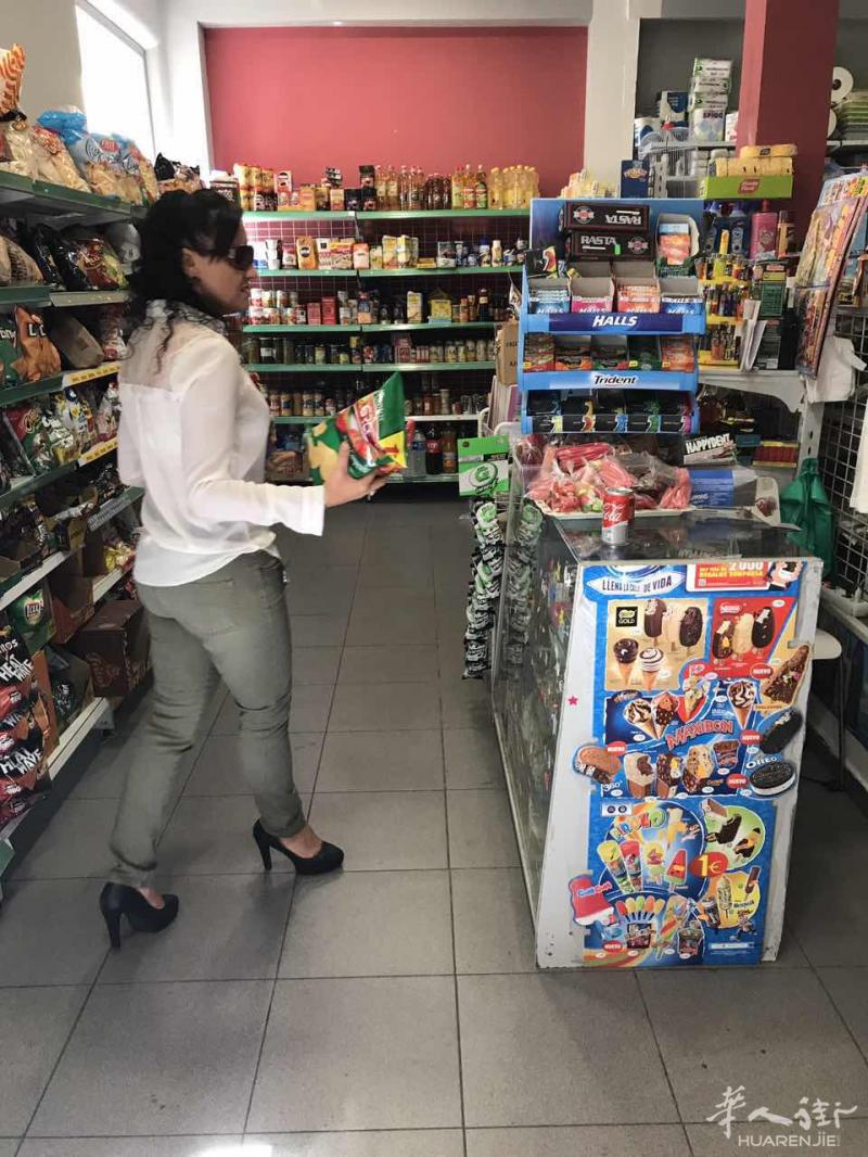 马德里市中心食品店低价转让！生意稳定！！非诚勿扰！