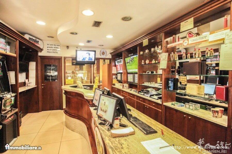 Bar tabacchi , scommesse sportive,Slot machine