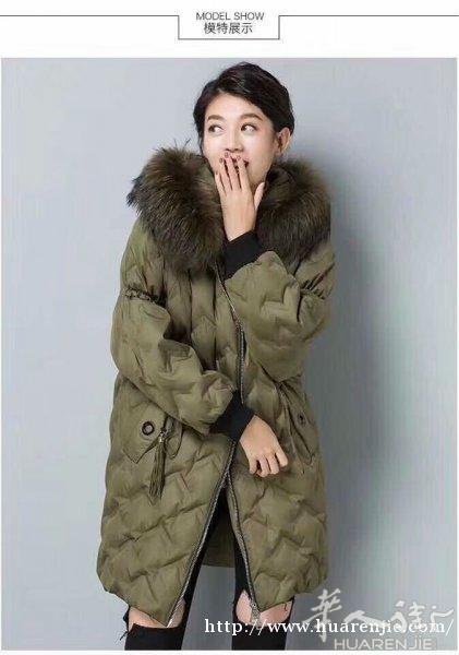 3区feeling精品女装  甜品工坊对面 欢迎新老客户大驾光临