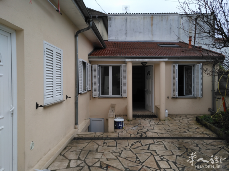 94省 VILLEJUIF 近巴黎13区 • 两房一厅别墅出租 990€/月