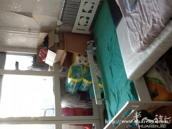 卖小孩床加床垫€80，双人床垫140X190 €50,0751280520