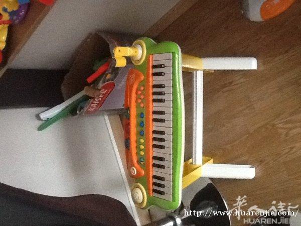 卖小孩玩具每个€10，0751280520