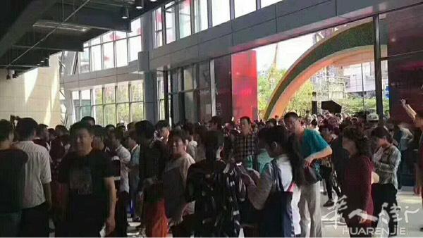 万宝城杭州已开业、已开业、已开业。
总价10万起现