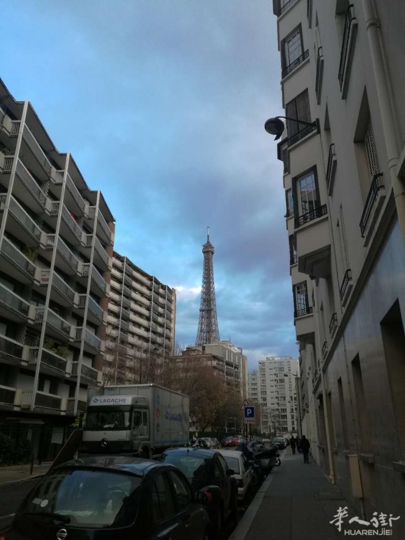 15区吉屋出租，近塔，30平，888欧/月
