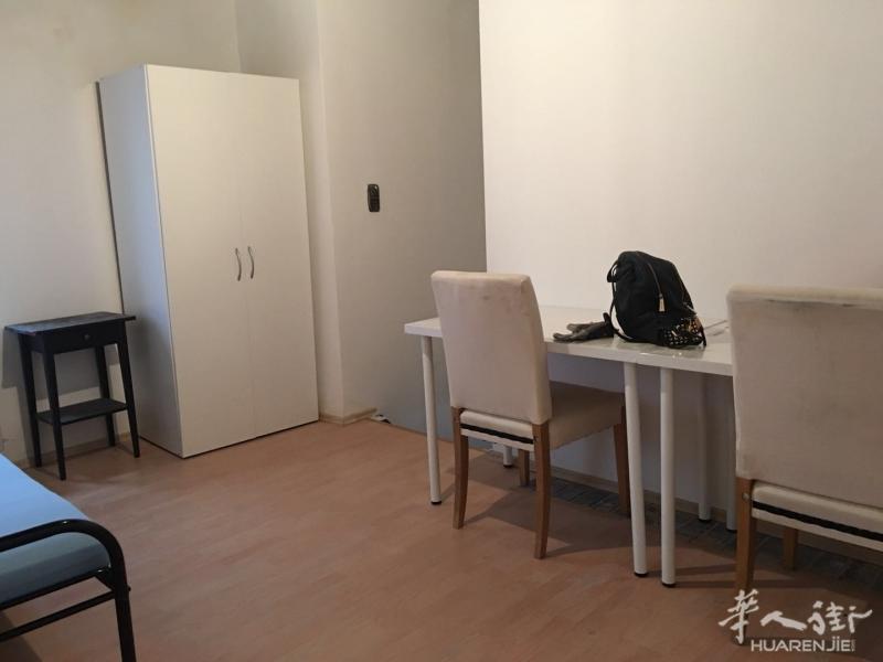 杜伊斯堡好房即日起出租，水电暖网家具一应俱全，拎包入住。