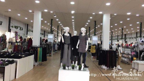 马德里近郊大型服装店转让！
