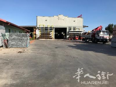 我正在销售工业用水槽和办公室 – 在DAVOLI（CATANZARO）