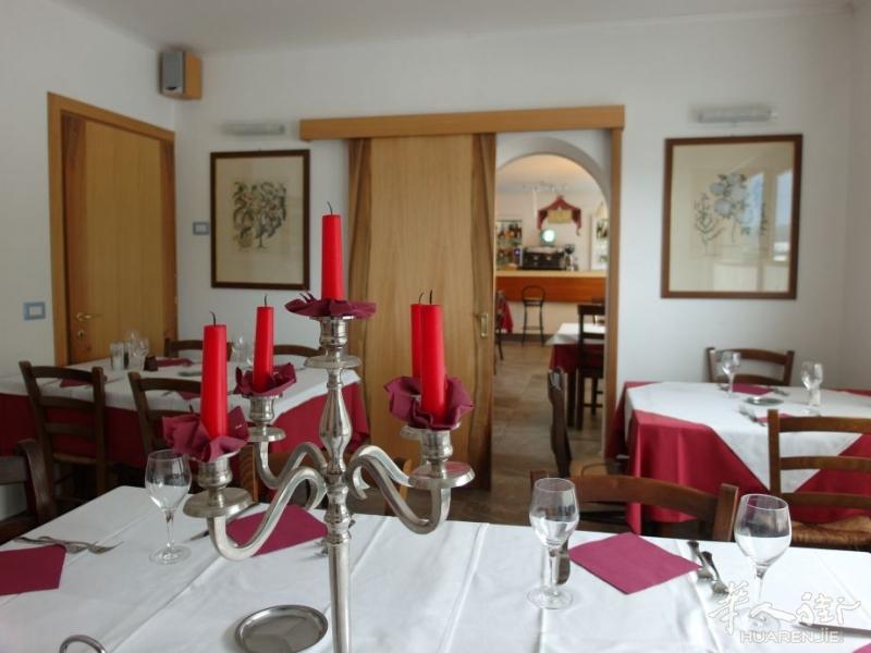费尔特雷(Feltre)地区旅馆/餐馆/酒吧转让