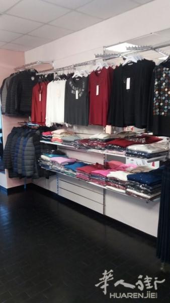 服装店转让 城市: MUGGIO' Via San Rocco 55