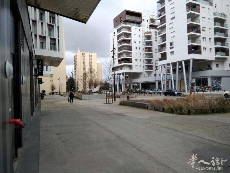 94ivry sure seine 地铁5分钟新建房65平米二房一厅出租1200欧