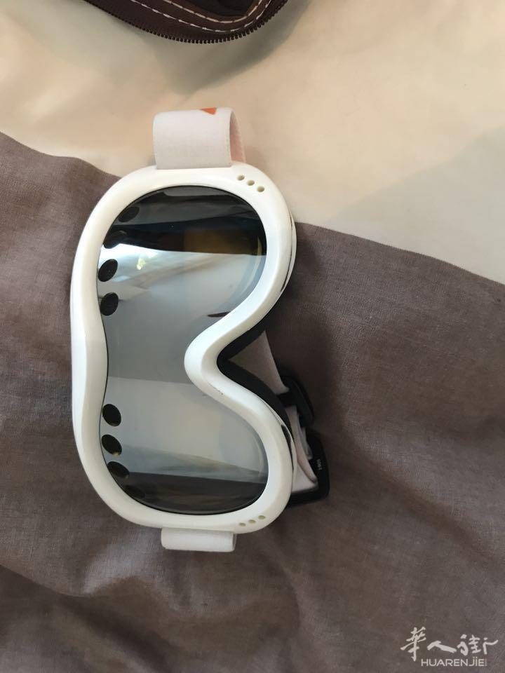小号迪卡龙滑雪服转让 送眼镜手套 40欧