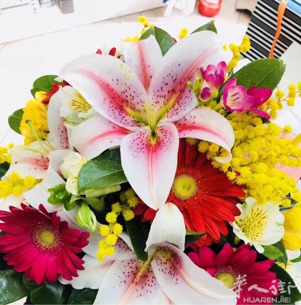 本人男82年浙江温州的、在意大利10年多了、未婚无