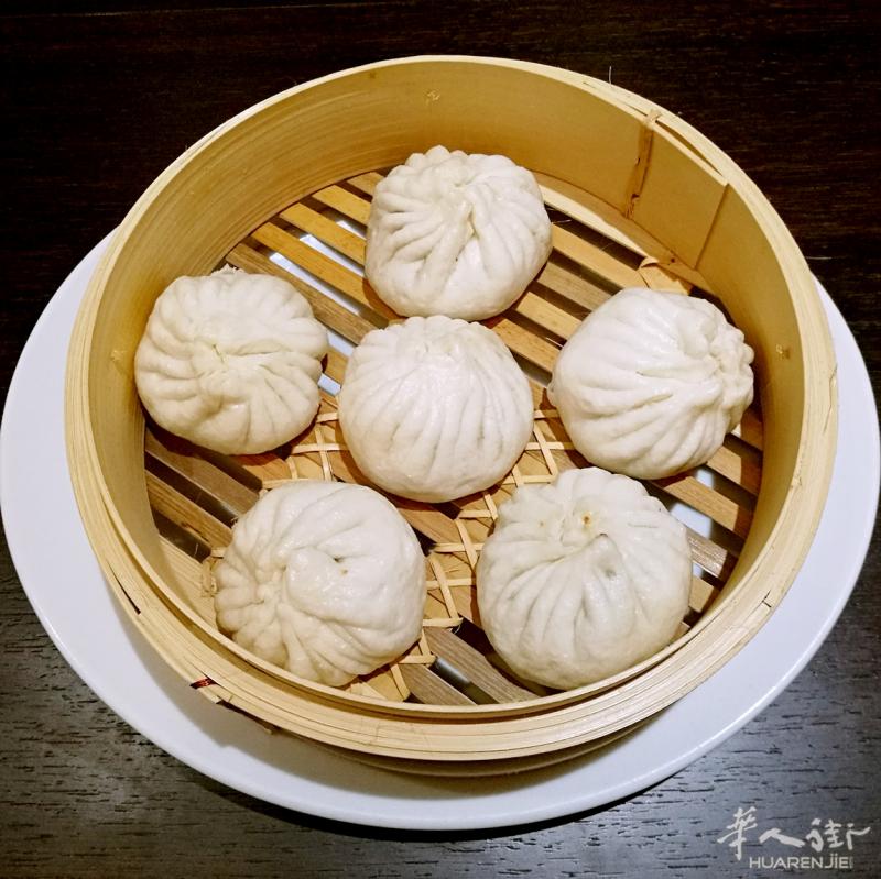在巴黎也可以吃到狗不理包子啦!