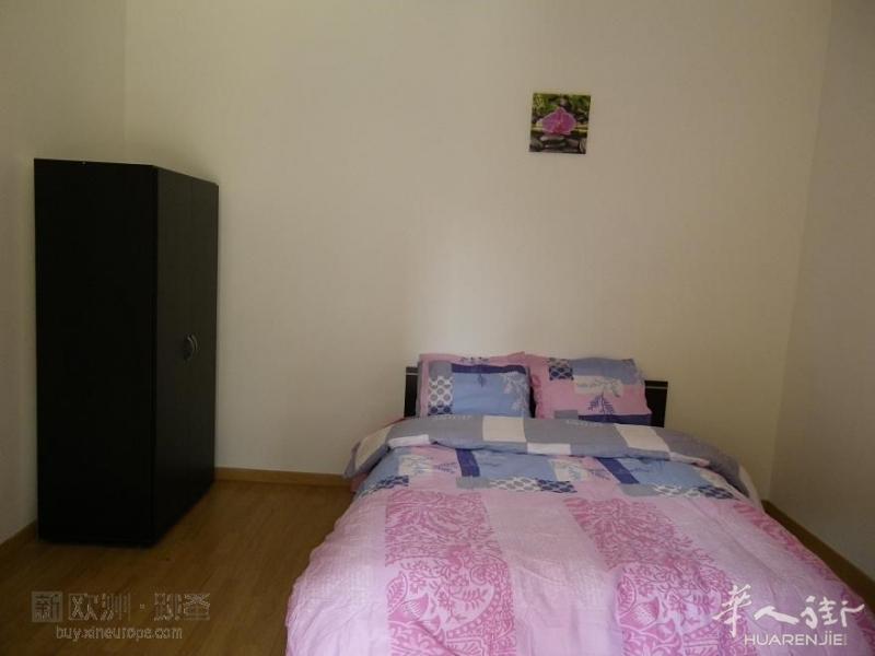 一独立套间 17 平米,有合同,有EDF, 有家具,租410 欧,93区 ,近地铁