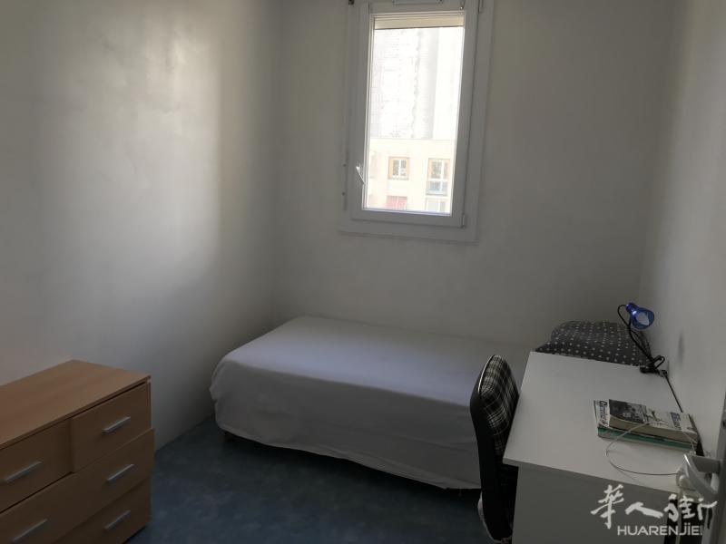 Creteil universite 9平独立阳光房间出租 350/月，水电网全包