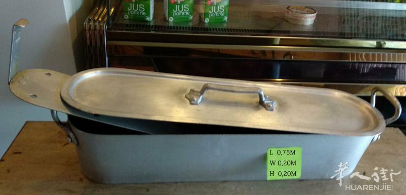 可容煮9kg 重 三文鱼锅,L0,70米 W0,20,米H0,20米,锅重5kg廉让 50€