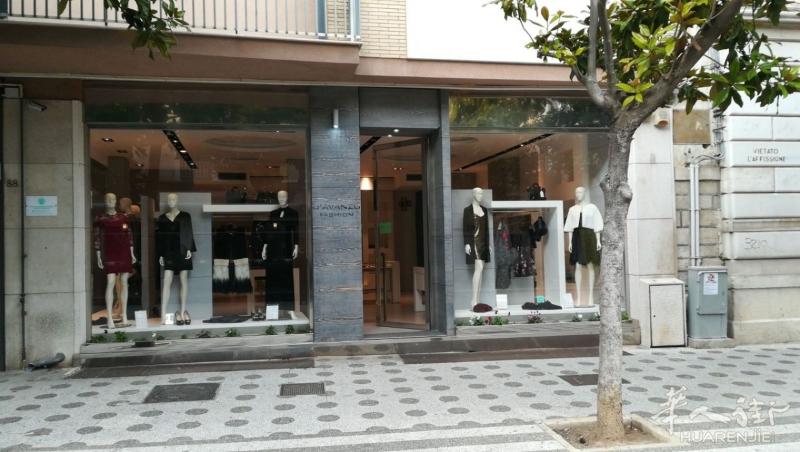 女装店（带装修，货源丰富）