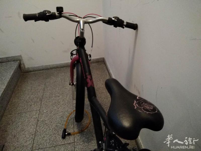 出售一辆八成新自行车
