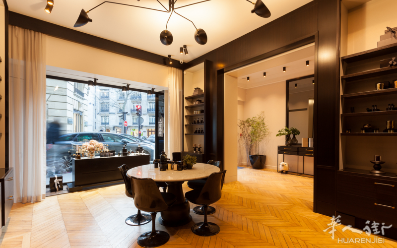 巴黎七区商业楼宇店铺租赁转让St Germain-des-Prés