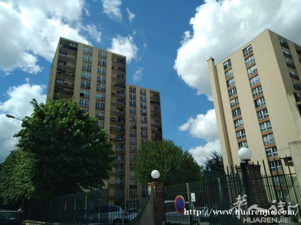 近13区-94省 ivry近地铁站Pierre Marie curie走路3分钟83平3室1厅+阳台+车房租15501