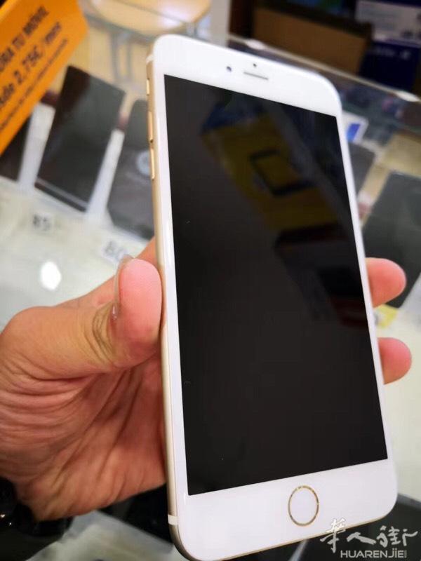 出售一台9.5新 6 plus 128GB金色 6
