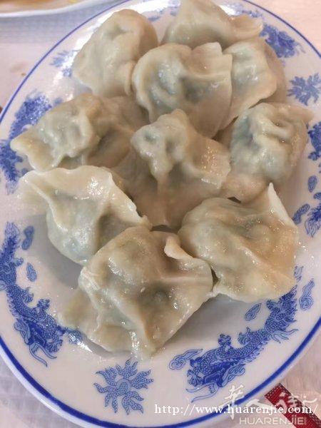 山东水饺，现包，可以打包外送，食材新鲜，每天新买，有实体店！卫生，味道好！