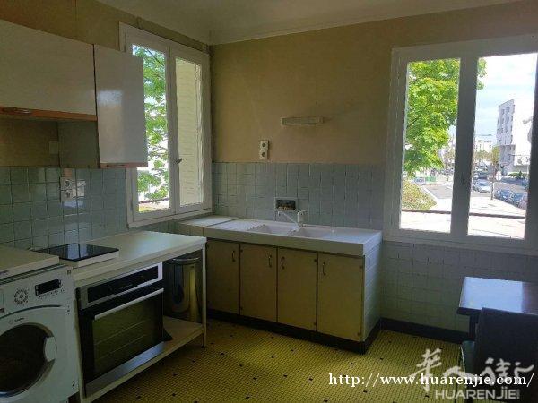 94省183站两居室带家具 即日可租 房租850