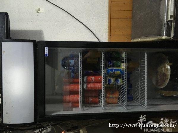 出售饮料冰箱