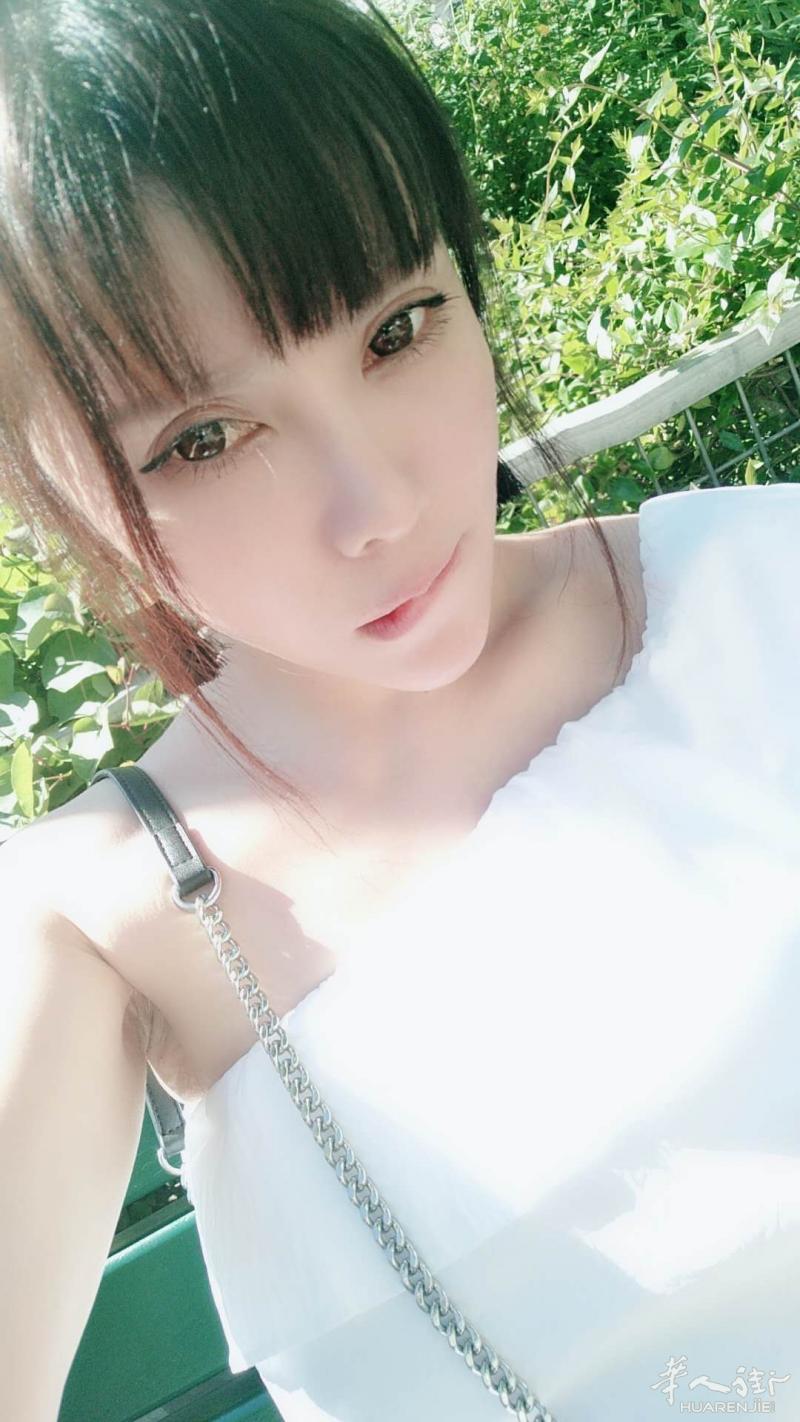 巴黎优质女