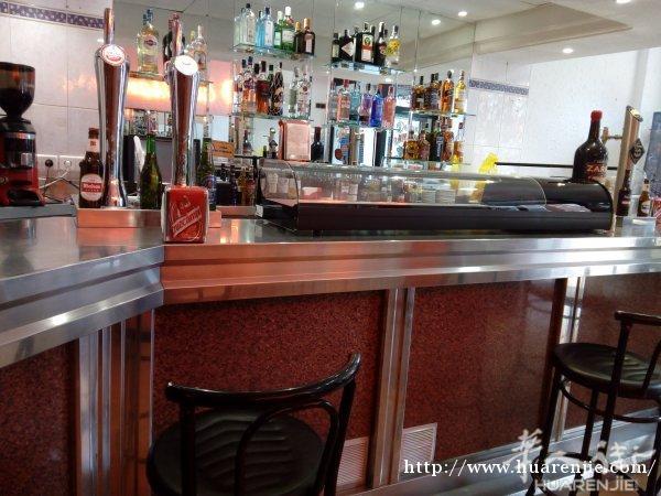 FUENLABRADA 酒吧低价7000转让（包括3000押金）