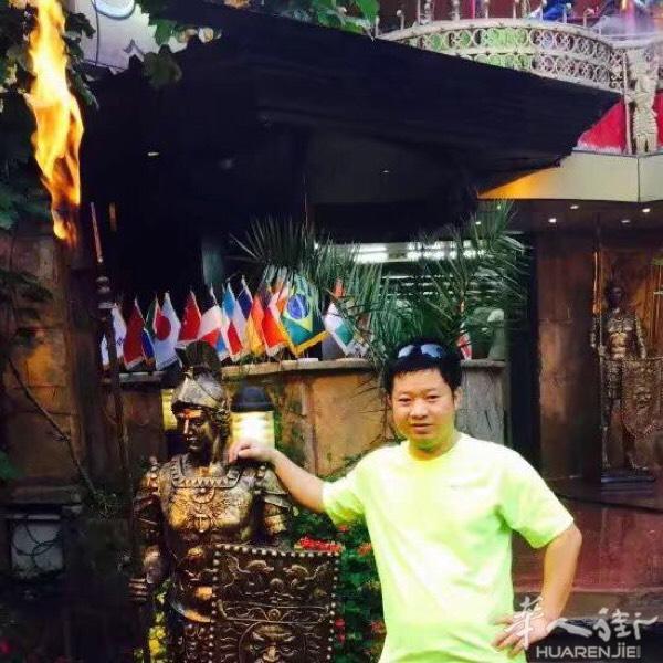 本人湖南省郴州市人，刚来普拉托没多久，想多认识一些