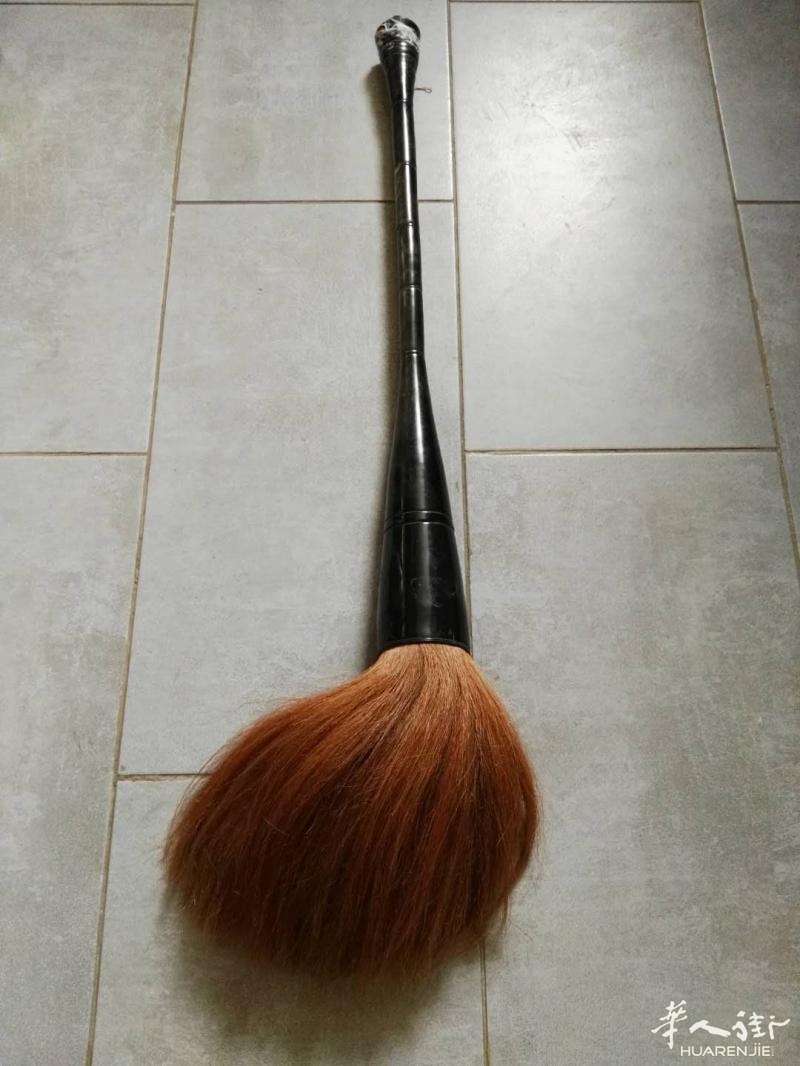 出售旧物件：毛笔、首饰盒、许愿盒、木雕面具、花瓶等