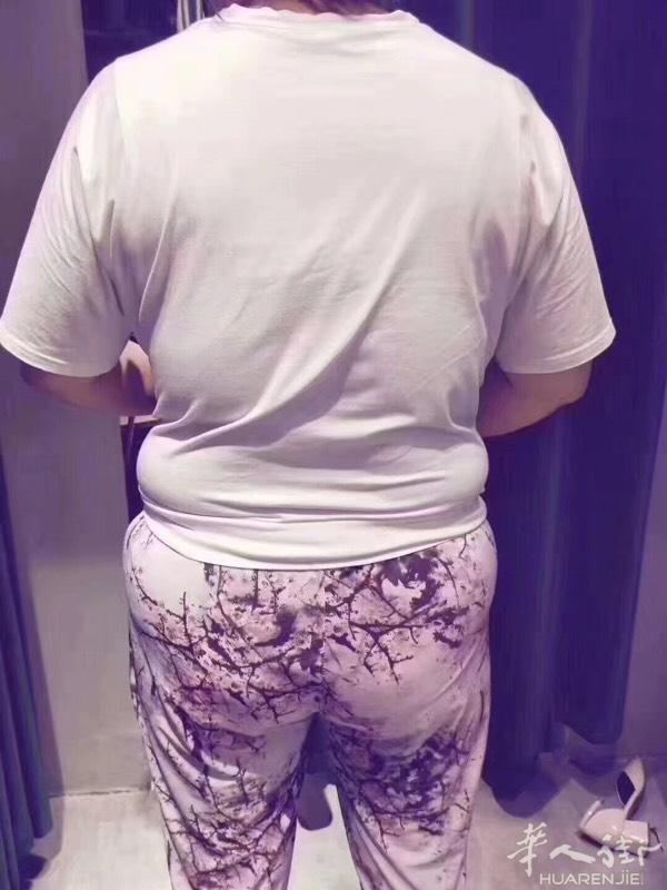 美人计上身效果
证实一下，纯属实拍，毫无修图，当面