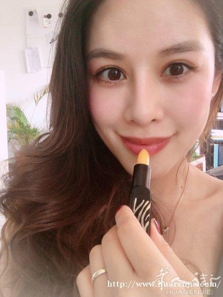 传奇今生红樱桃健康唇膏
