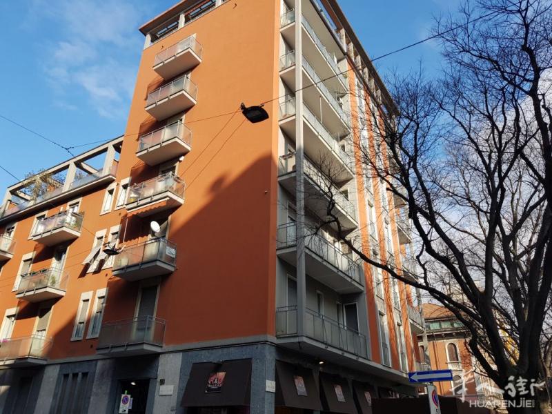 Prestigioso quadrilocale in via Cesare balbo a Milano 米兰高级地段出售三房一厅 140平方