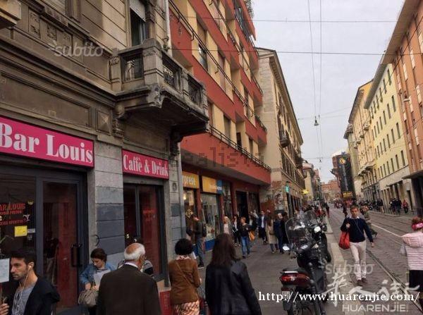 出售酒吧在 navigli 超级繁华步行街