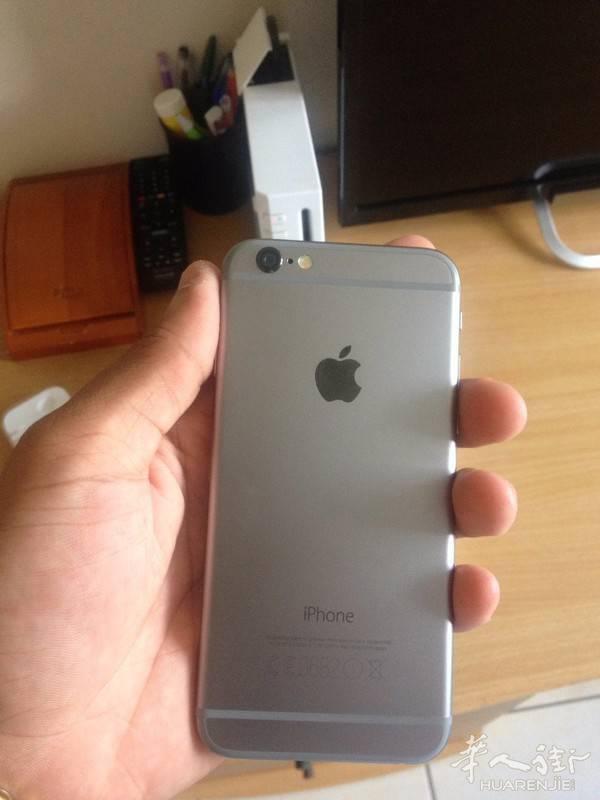 iPhone 6s 64G  200欧