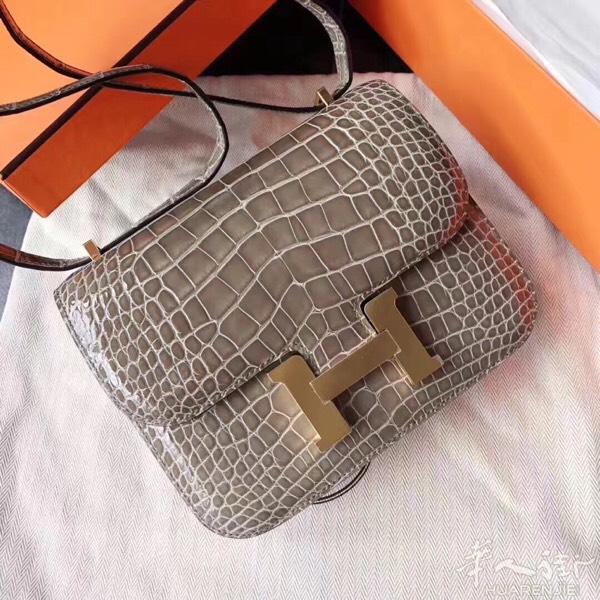 高端定制包包 全网供货 欢迎代理来询
喜欢的朋友添