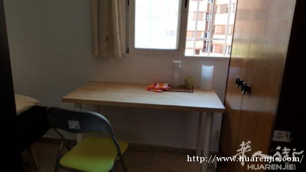 6号线Carpetana 近地铁口暑假短租7月8月 180欧元全包
