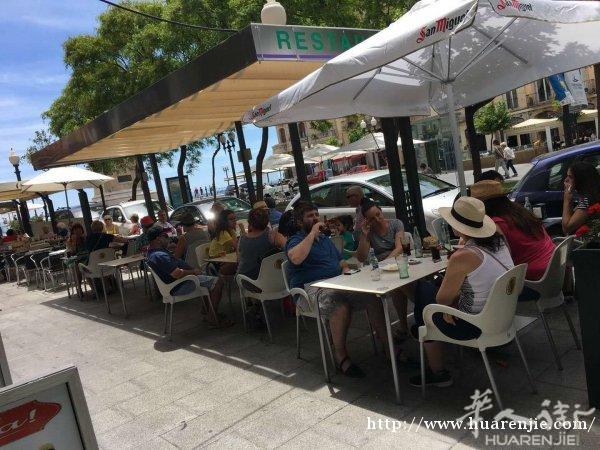 郊区酒吧转让 ，位于 rambla， 12张terraza