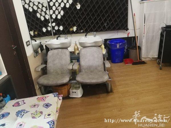 低价转让理发店洗头床镜子