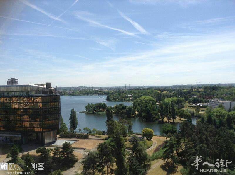 单间分租 房东直租 CRETEIL 近地铁口 和家乐福 380欧 包水电