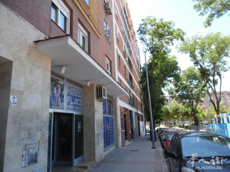 马德里Puerta de Toledo   三房一卫出售