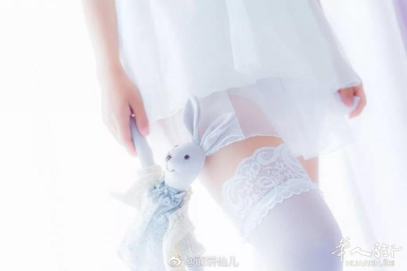 招聘一名女朋友 另一半 所在地 意大利 热那亚➱要