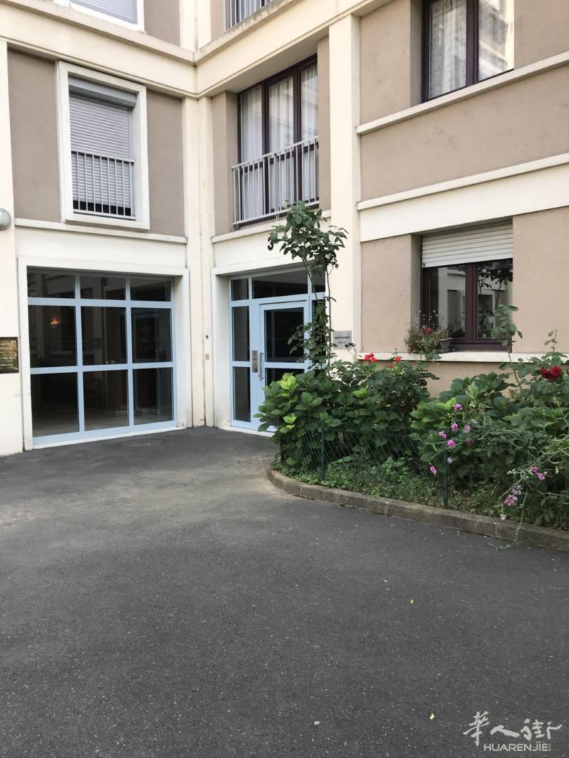 Église de Pantin 车房出租