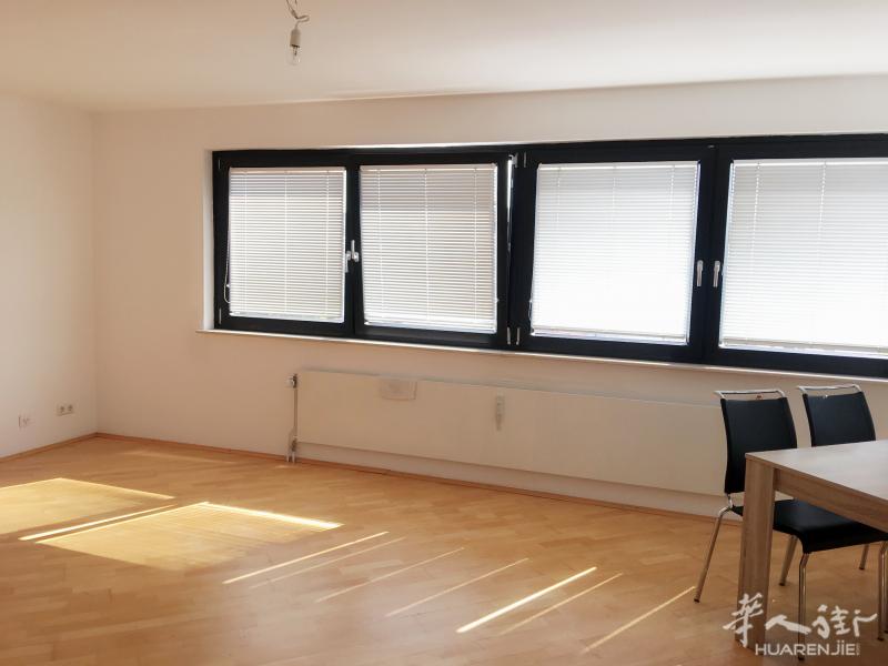 吉森Gießen市中心78平米 Wohnung 套间中的大房间短期出租