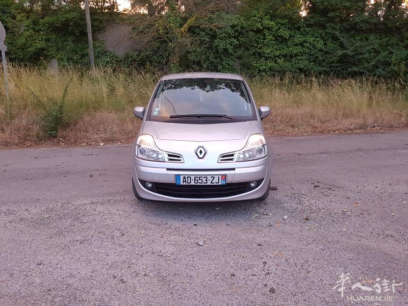 RENAULT 自动挡automatique 2009年 69000km
