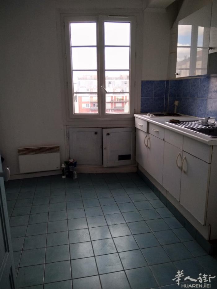 94区Fonetnay sous bois25m2studio租600欧