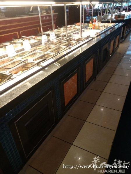 Karlsruhe附近 餐馆三台冷的 自助餐台转让和烤鸭子的炉头一个